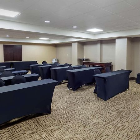 Comfort Inn University Durham - Chapel Hill Bagian luar foto
