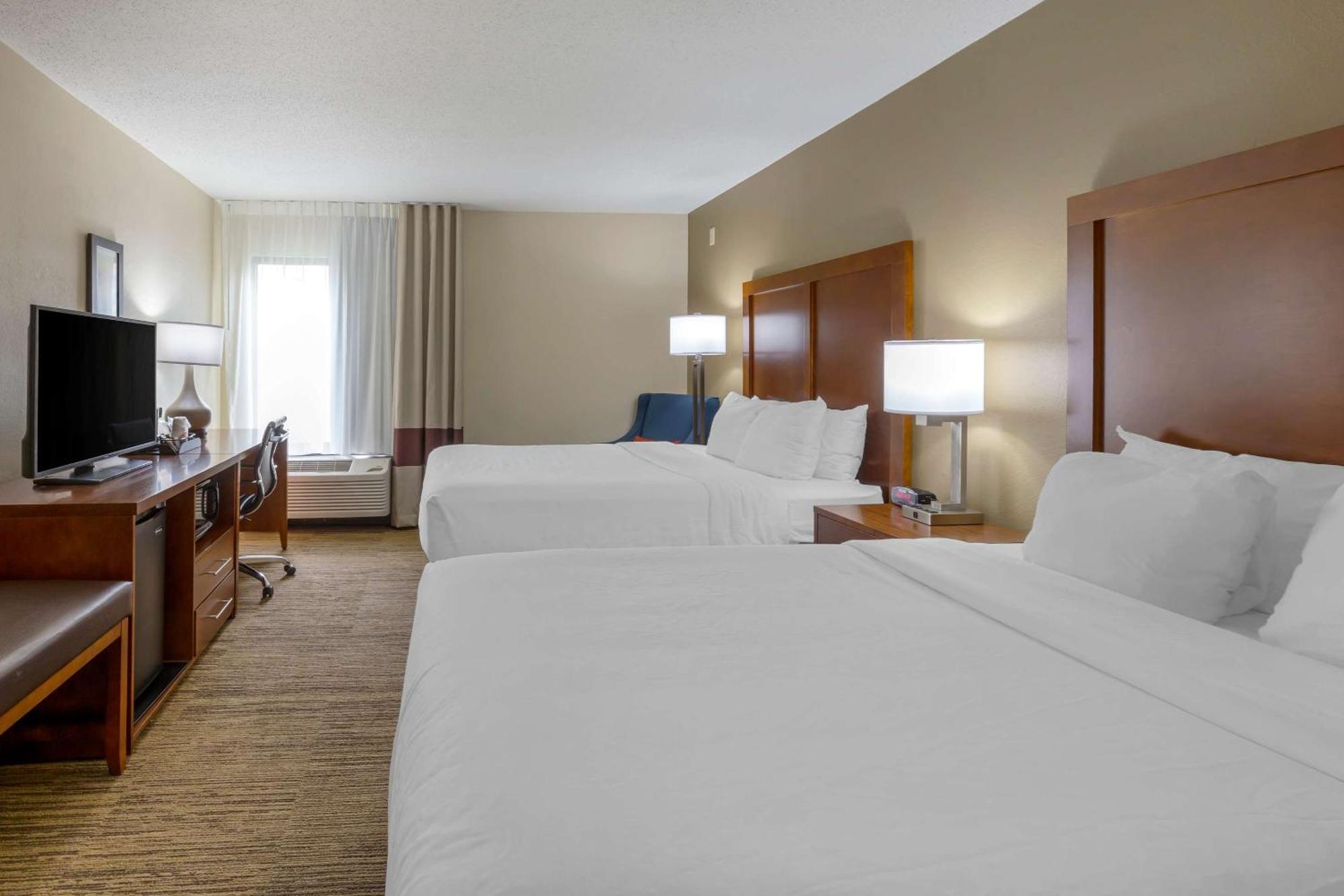 Comfort Inn University Durham - Chapel Hill Bagian luar foto