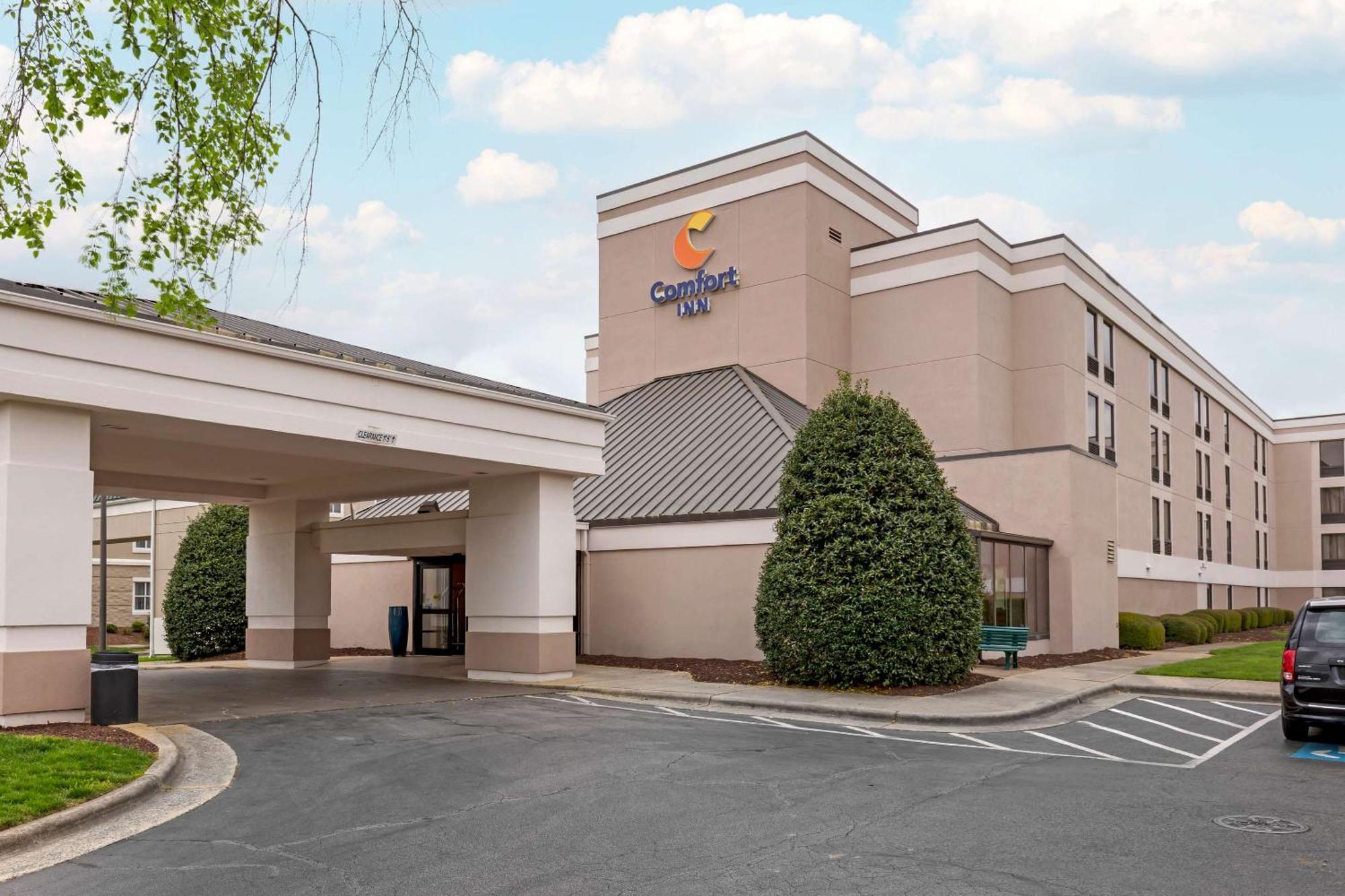 Comfort Inn University Durham - Chapel Hill Bagian luar foto