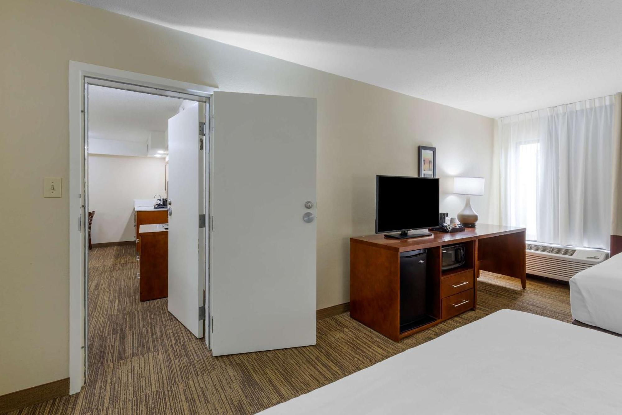 Comfort Inn University Durham - Chapel Hill Bagian luar foto